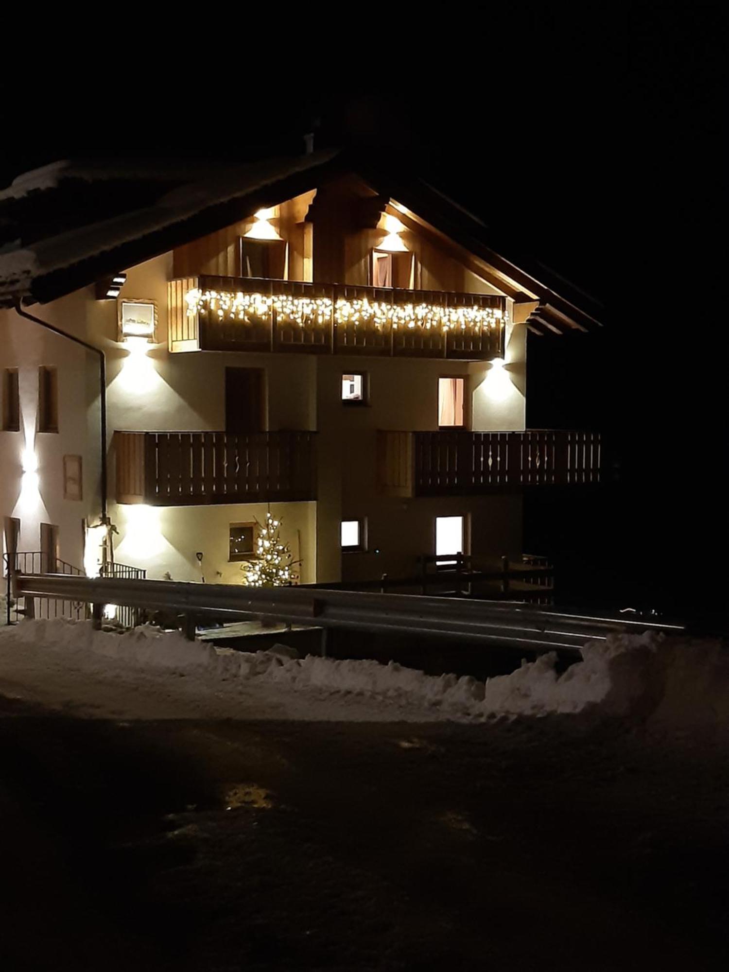 Al Sole B&B Valcomelico Santo Stefano Di Cadore Bagian luar foto