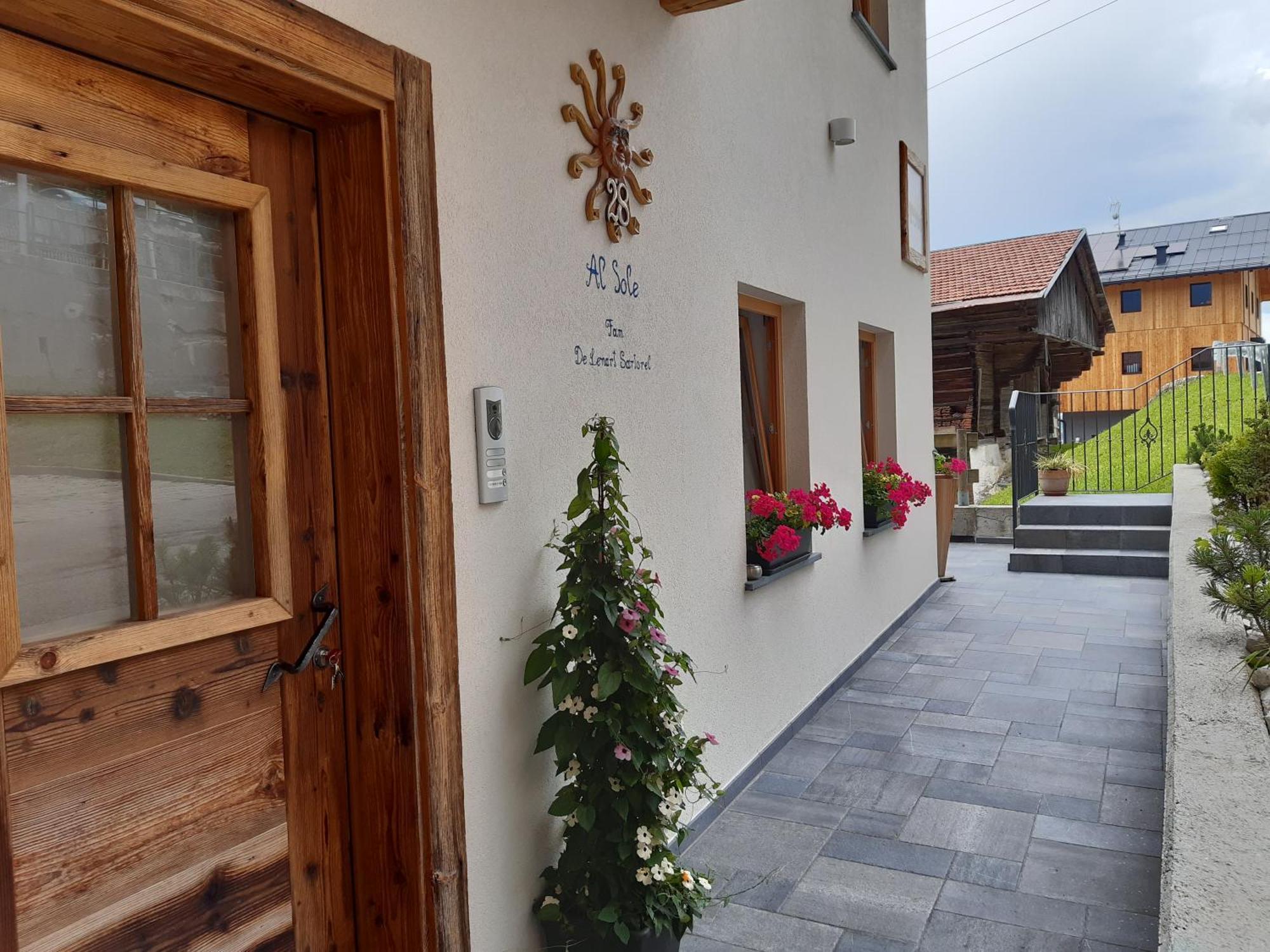 Al Sole B&B Valcomelico Santo Stefano Di Cadore Bagian luar foto