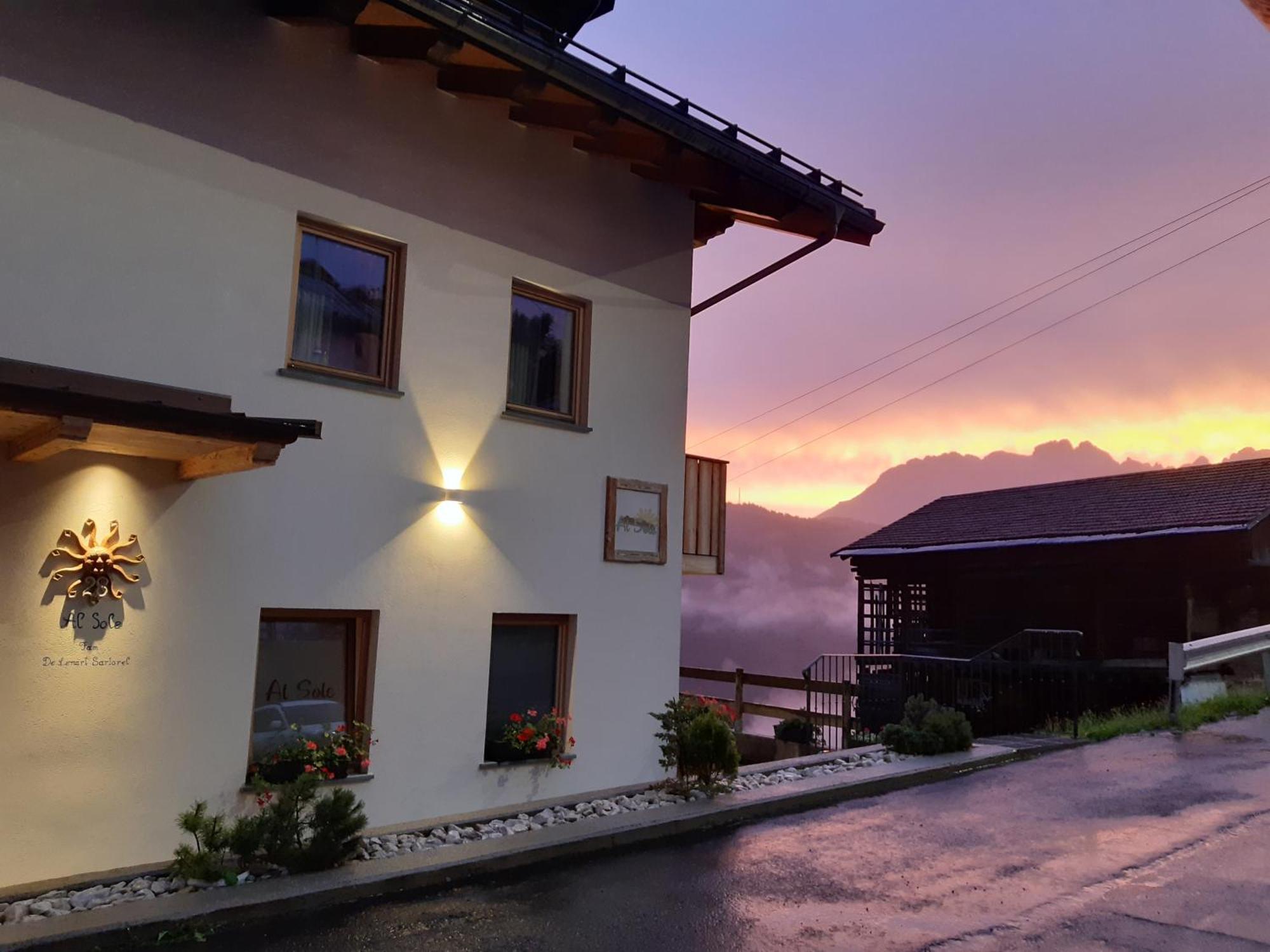 Al Sole B&B Valcomelico Santo Stefano Di Cadore Bagian luar foto