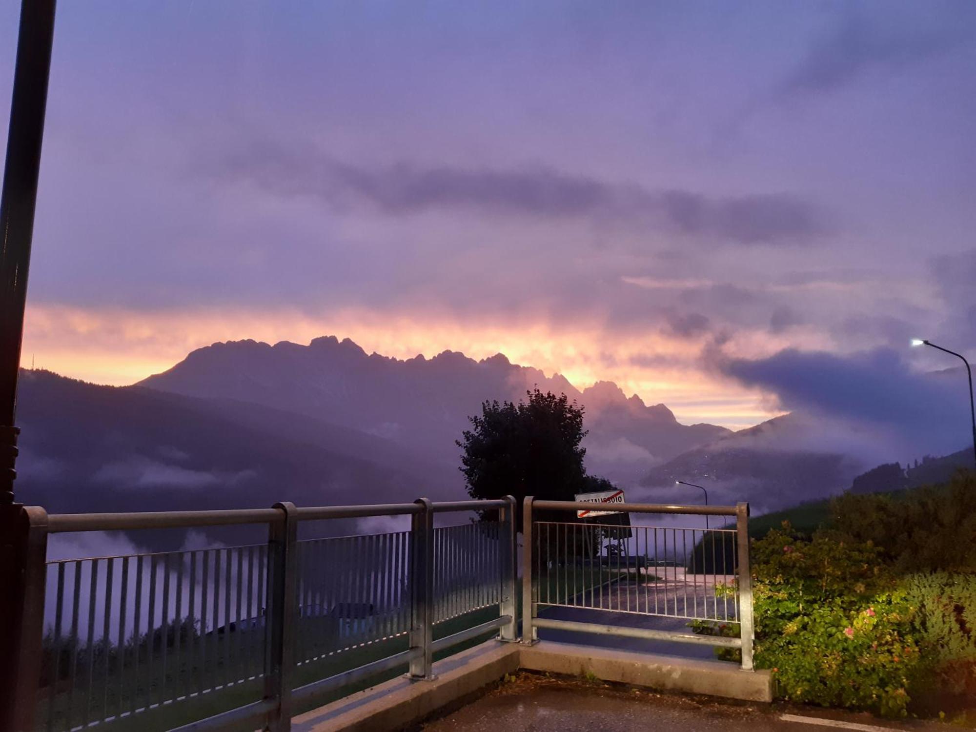 Al Sole B&B Valcomelico Santo Stefano Di Cadore Bagian luar foto